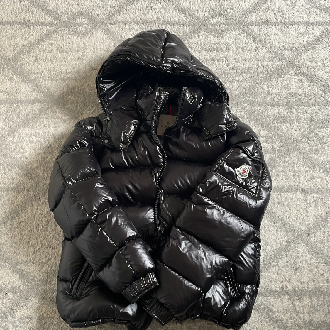 Puffer Moncler Maya svart