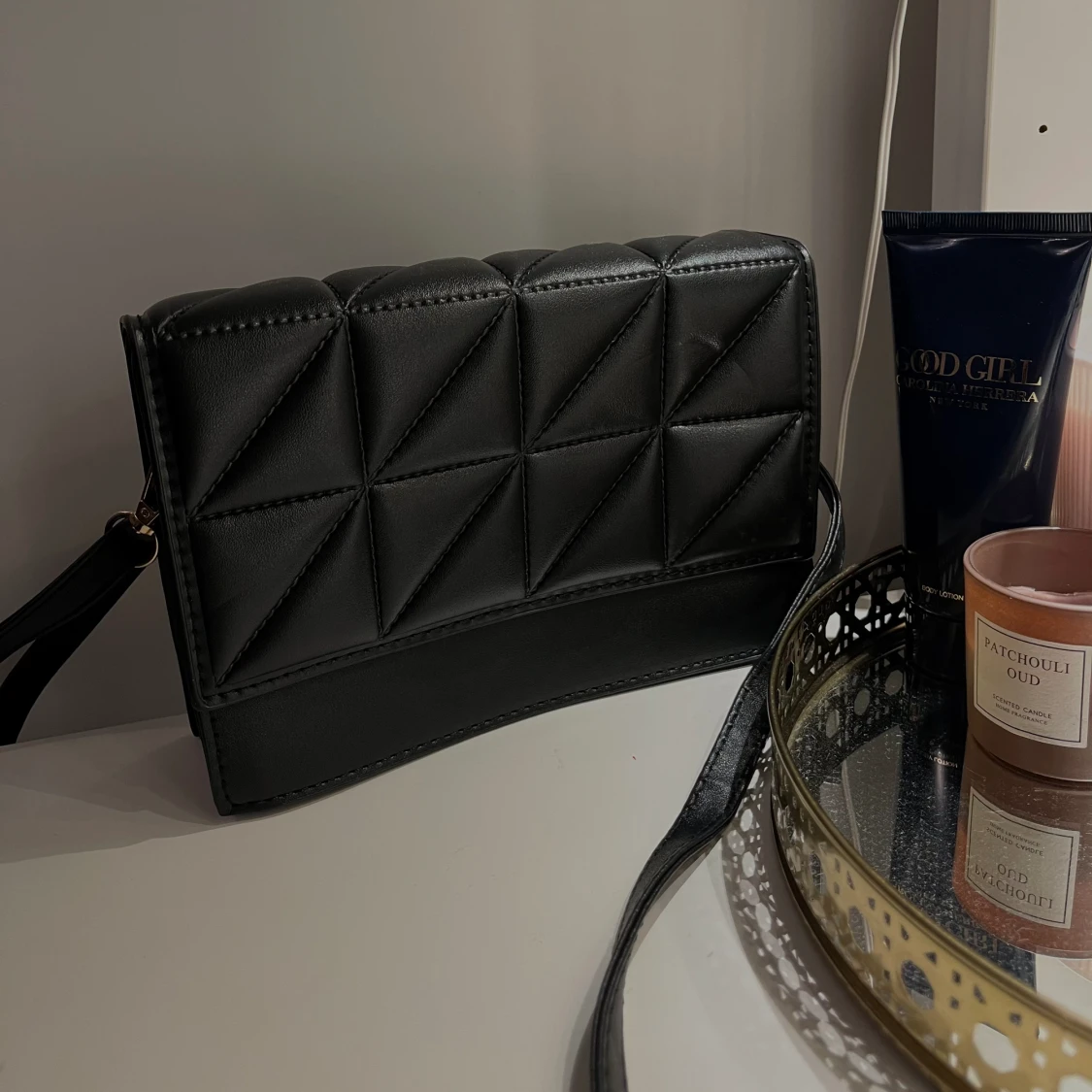 Svart väska - 90