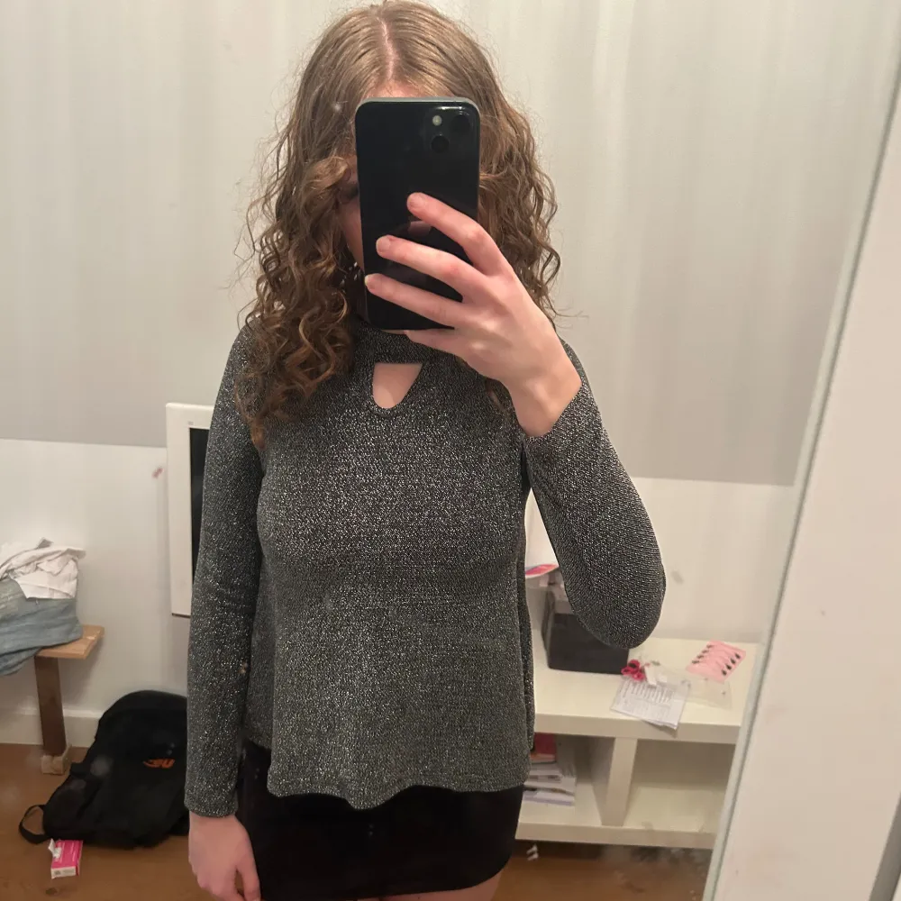 perfket till nyår, mjukt material på insidan . Puserot.