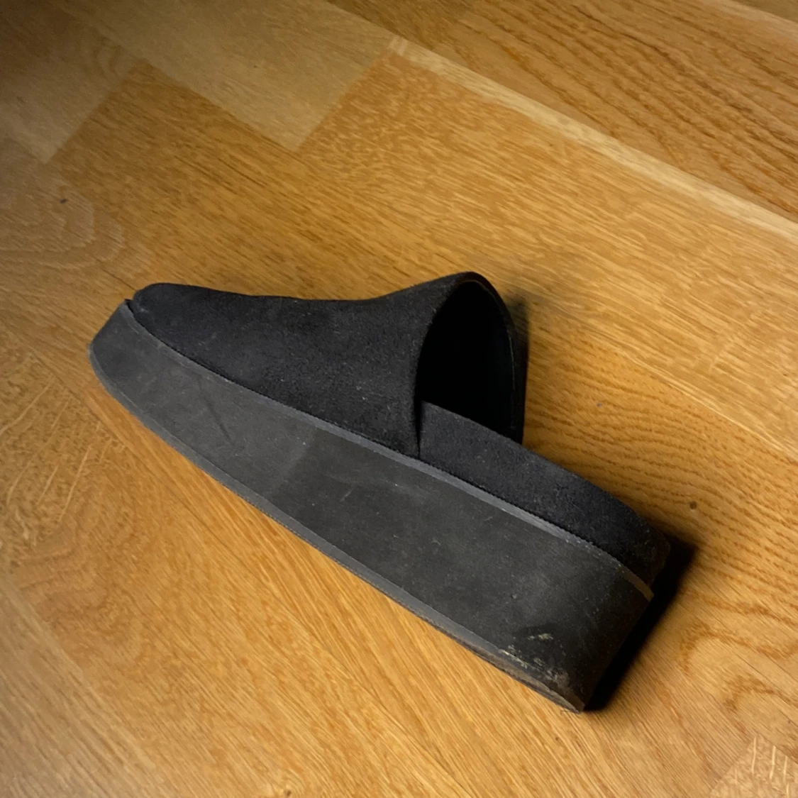 Svarta plattform sandaler - 91