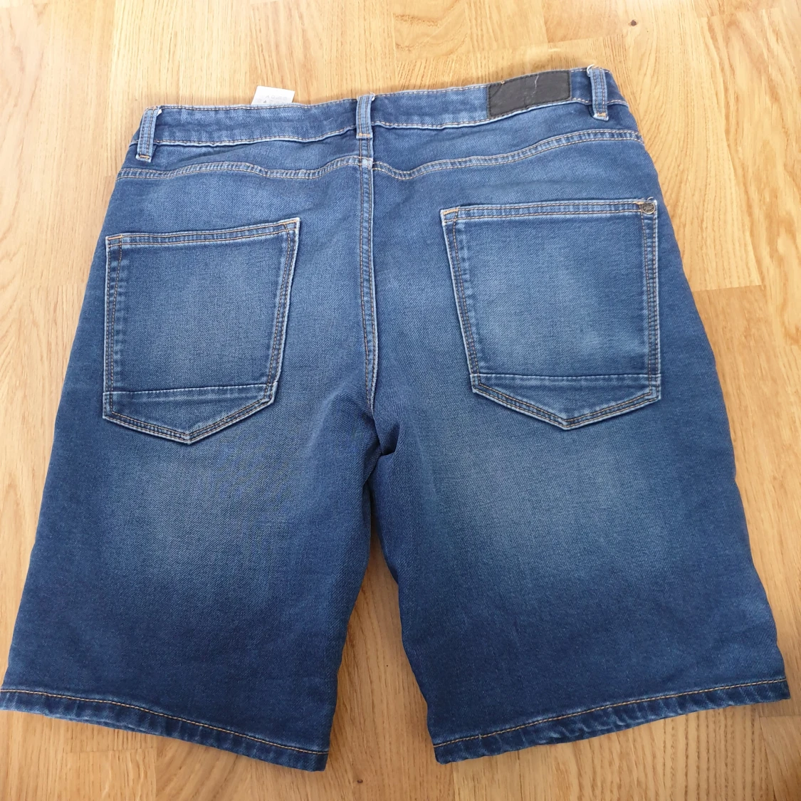 Blå jeansshorts från Solid - 2