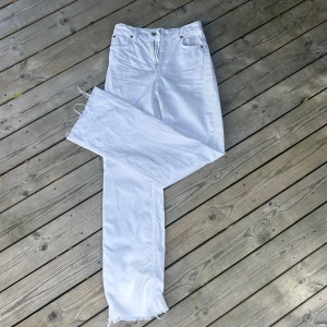 Zara Jeans - Favorit jeans men för små nu! Hög midja och vida