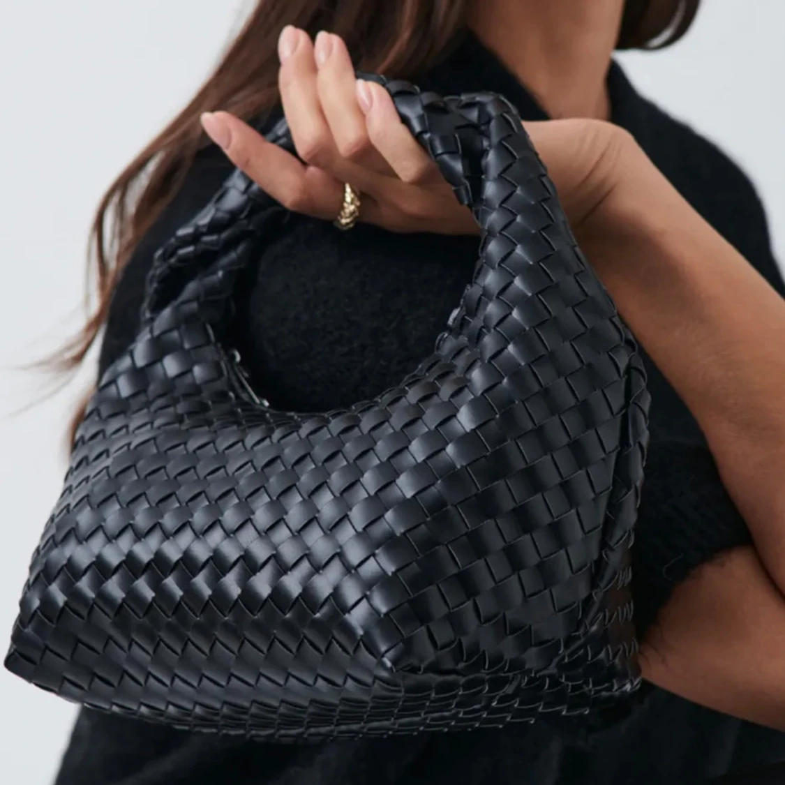 Flätad väska  - 91