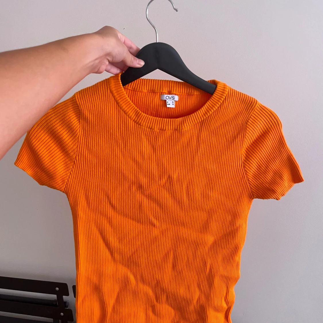 Orange t-shirt-topp