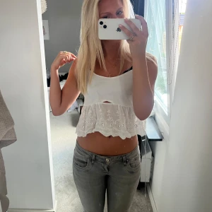 Söt topp💕 - Söt topp i bra skick , vet ej vart ifrån pga bortklippt lapp🤍