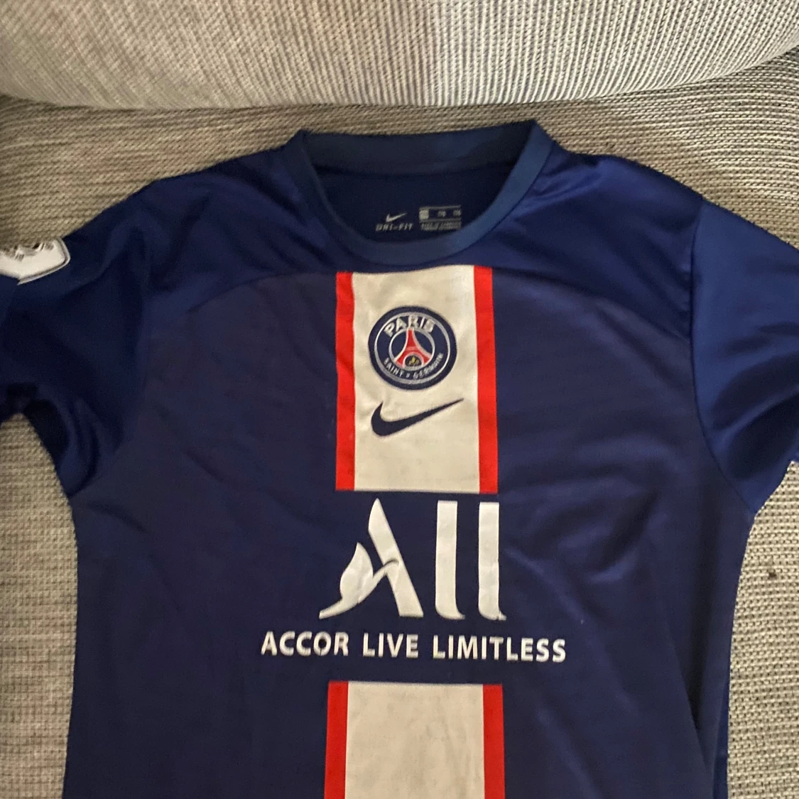 Psg tröja 100 med shorts 150