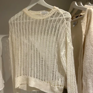 Stickat  - Aldrig använd ! Stl S 