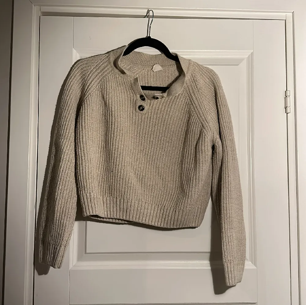 Knitted jumper från Urban outfitters . Stickat.