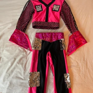 Discot dräkt - Finaste dräkt!!🤍✨✨