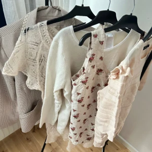 Kläder  - Priser och storlek varierar 