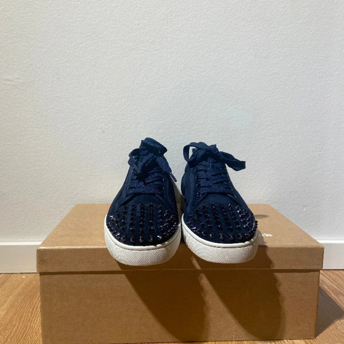 Christian Louboutin  - 91