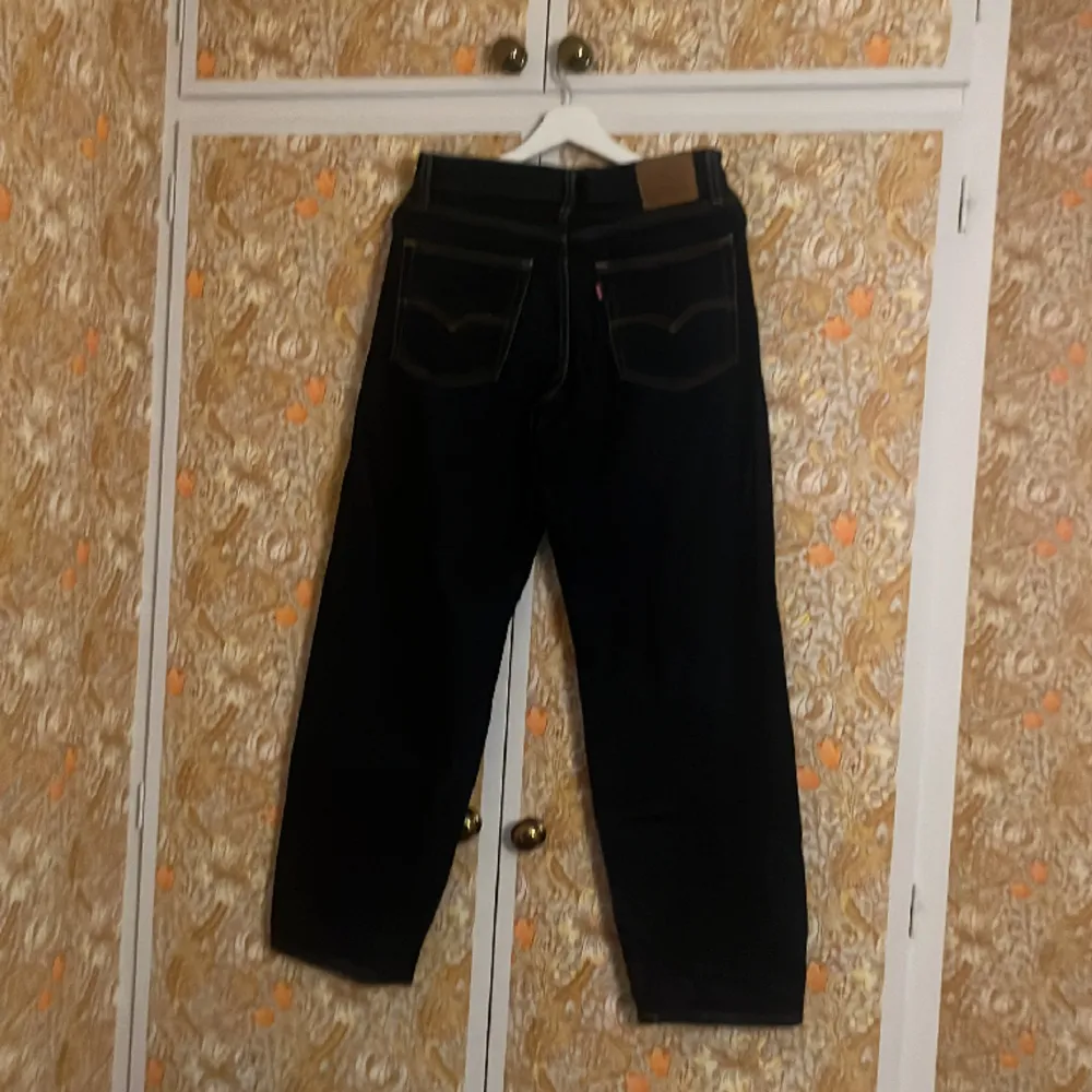 Har använt dem några gånger bara, inga tecken på slitage Size: W26 L30  . Jeans & Byxor.