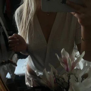 Topp - Snygg topp som kan användas när som! 