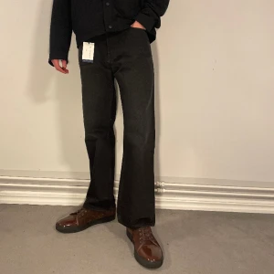 Tiger of Sweden jeans  - 25.Hej! Säljer nu dessa helt nya tiger of Sweden jeans. Modellen är 184cm Nypris 1499