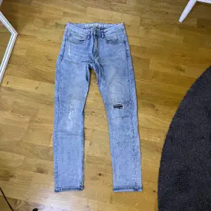 Jeans från hm storlek 158 fint skick!