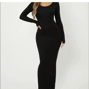 shein klänning  - fin svart klänning från shein i storlek xs ❤️