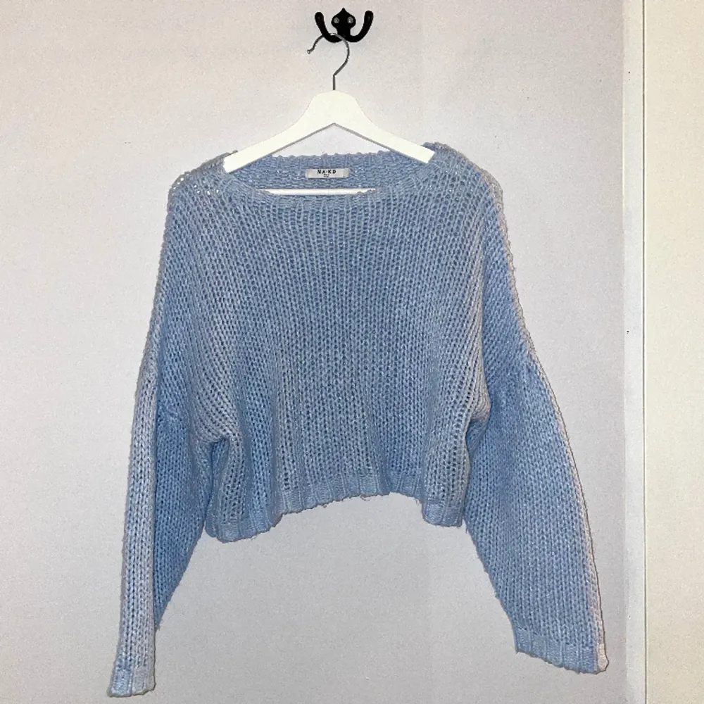 En fin blå stickad tröja i storlek S från NA-KD 💙. Tröjor & Koftor.