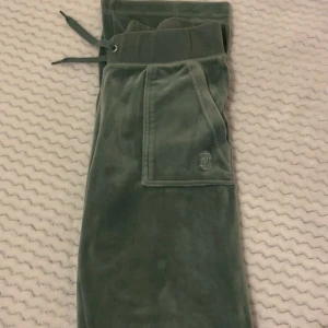 juicybyxor - säljer mina juicybyxor då de inte kommer till användning längre, Bra skick