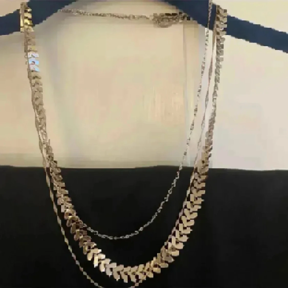 Halsband 2 för 40kr