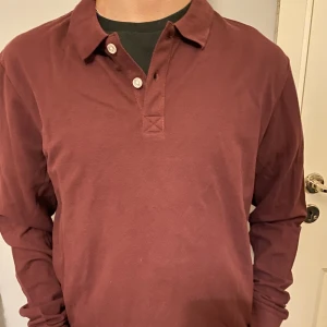 Långärmad piké/rugbytröja - Skick 9/10🔥 Hör av er vid frågor eller fler bilder