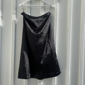 Kjol - Fin satinkjol i bra skick🥰