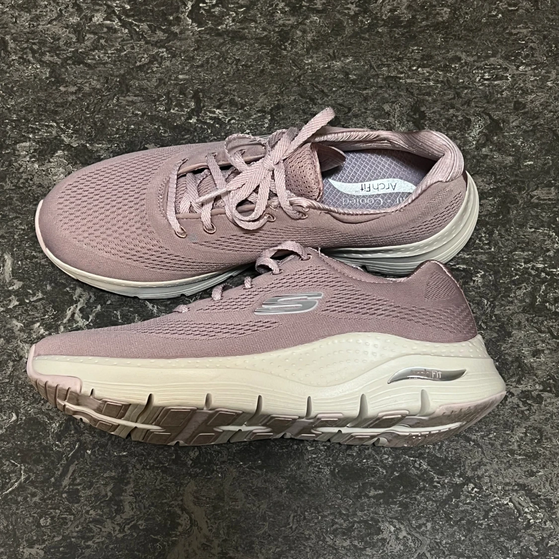 Sketchers Arch Fit - Big Appeal.  - 90
