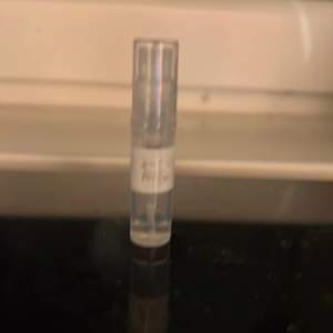 Zoologist penguin parfym sample som är använd hygient, perfekt om du vill testa denna kallt luktade parfym