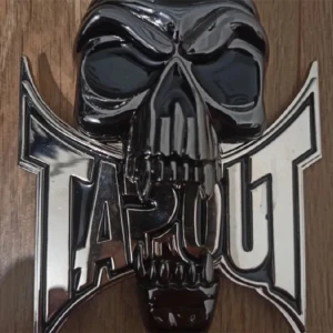 Tapout buckle  - Säljer denna feta tapout buckle åt min kompis Vincent. Skriv om funderingar.