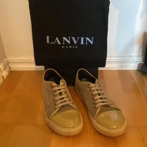Lanvins - Säljer nu mina beige lanvins på grund av att jag inte använder dom lika mycket längre. [Nypris:4500] [Mitt pris:1449] [Skick 7/10] Bara skriva vid frågor och funderingar. 