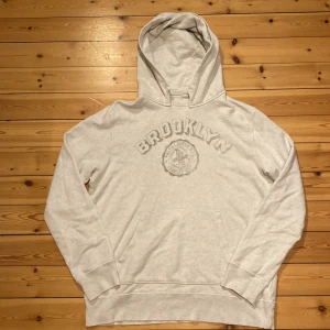 Ralph lauren x denim & supply hoodie - En mycket fin Ralph Lauren hoodie från kollektionen med Denim and supply. Storlek L men passar även bra till M
