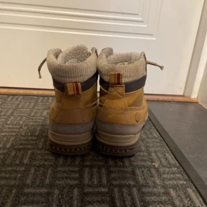 Rhapsody kängor - Använt skick, bra skor, pris går att diskutera vid snabb affär 