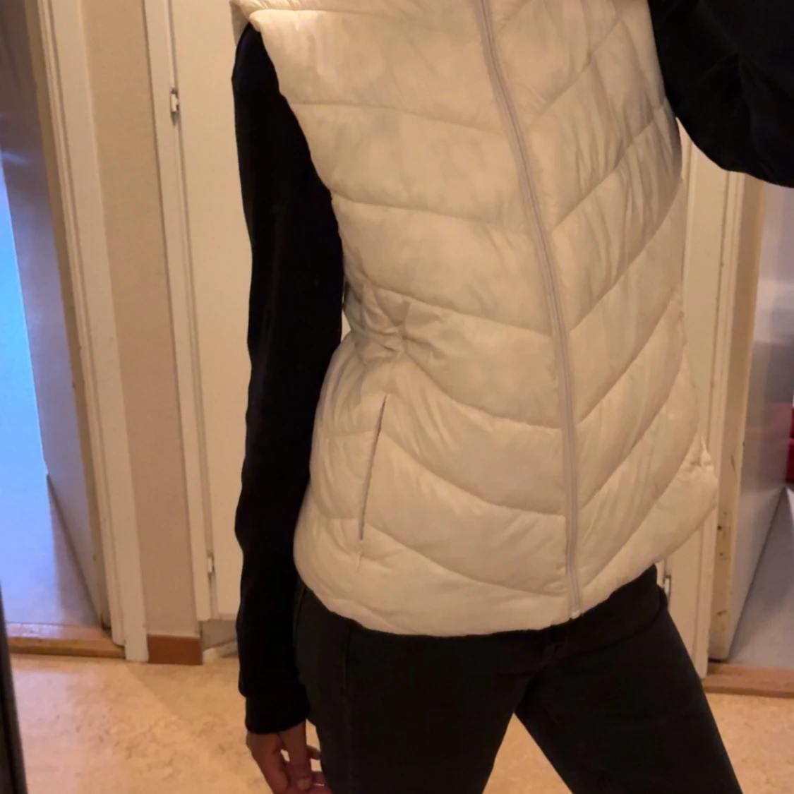 Vit/beige väst - 91