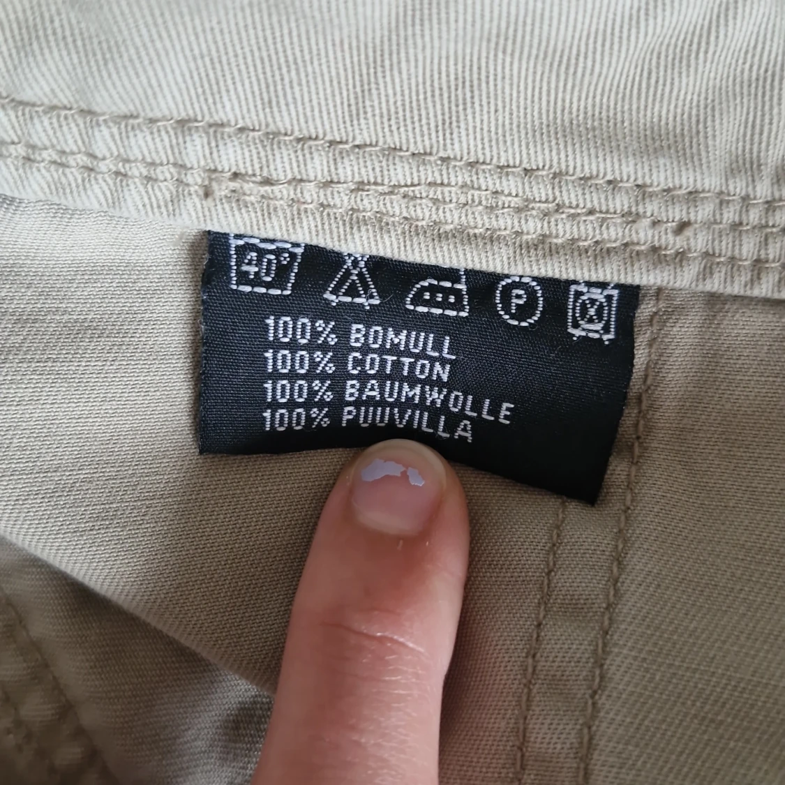 Beige kjol från M52 Pants - 93
