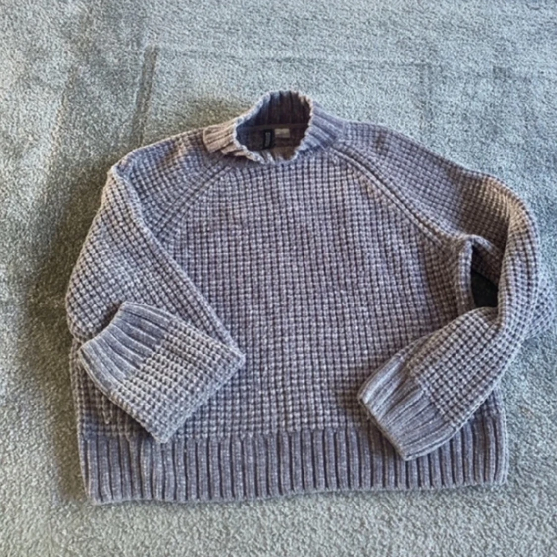 Grå stickad tröja - 90