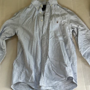 Ralph Lauren skjorta xs - Passar xs endast använd fåtal gånger, nyskick