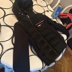 Prada jacka - Använd vid fåtal ggr 