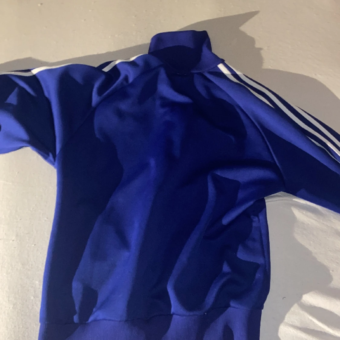 Adidas zip up - 90