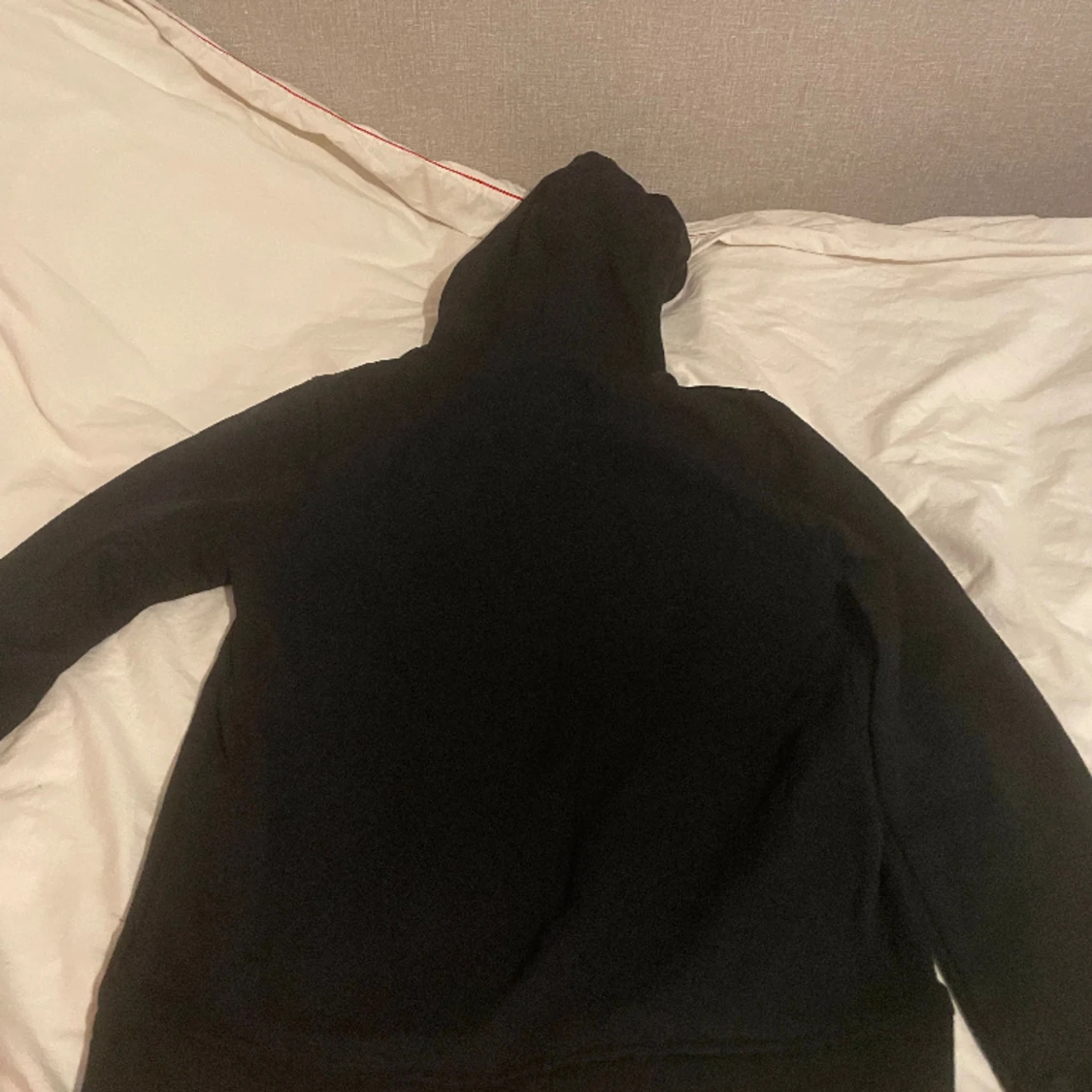 Bondelind hoodie svart - 90