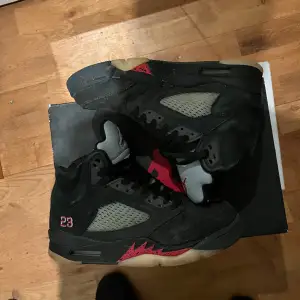 Jordan 5 Goretex C 8/10 Box comes with, Reciept is available 