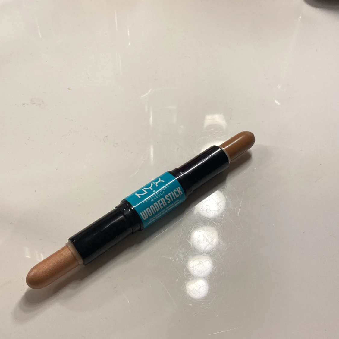 Nyx wonder stick  - 90