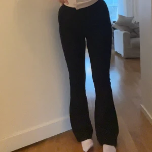 Byxor  - Yogapants, jätte sköna, endast provade. 