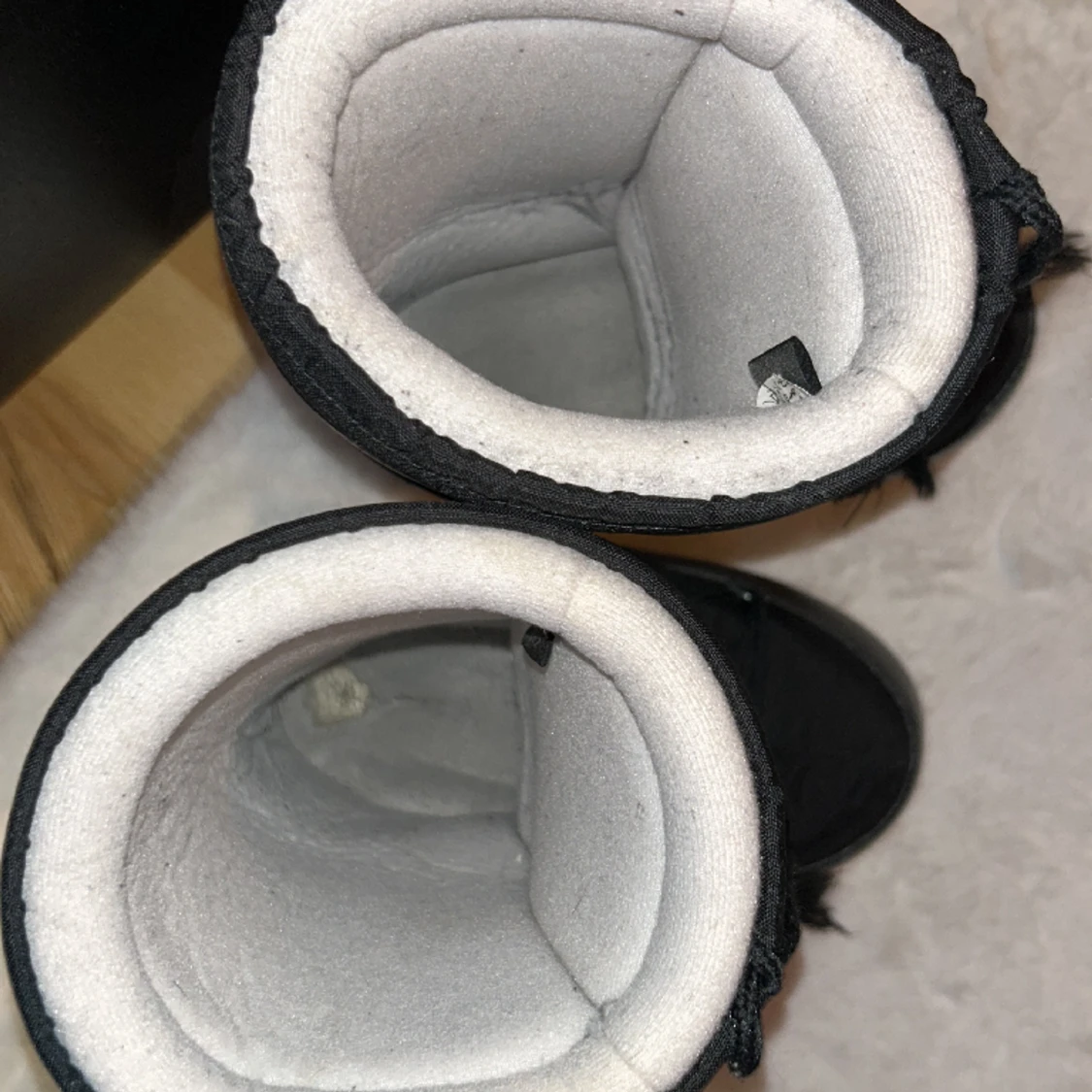 Moonboots höga svarta  - 91