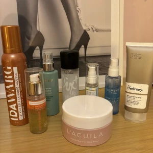 Skönhetsprodukter - Säljer massor av skönhetsprodukter för billigt pris pga att de aldrig kommit till användning.  Allt är i princip använt 2-3 gånger HÖGST. Dvs mycket produkt kvar.   Säg till om ni vill köpa enskild produkt m.m Allt för 110kr + frakt