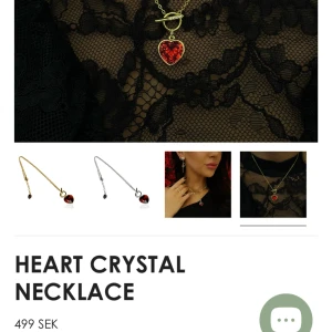 Ioaku halsband - Jättefint ioaku halsband i nyskick! Justerbar där bak med två öppningar, en där fram och en bak! Skickas i originalask! Pris diskuterbart vid snabb affär  ❣️❣️❣️