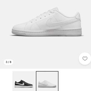Säljer ett par skor från Nike då dom var lite små i storleken, dom är använda lite (skriv för bilder) men fortfarande fint skick