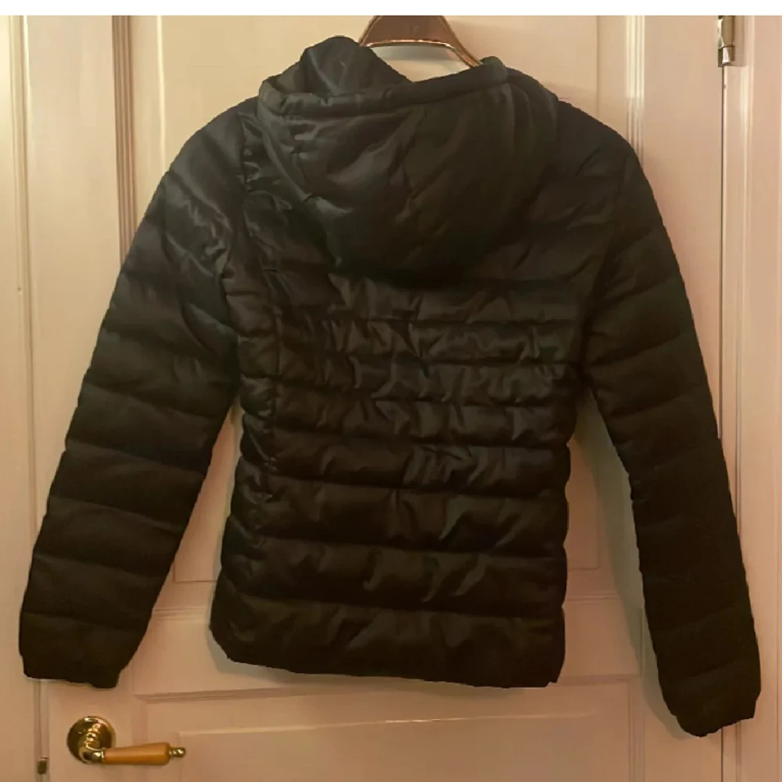 Svart häst/vår jacka från only - 90