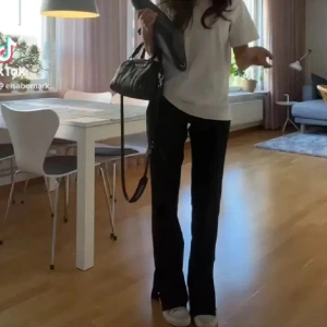 Bikbok lågmidjade kostymbyxor 💗 - Som nya!! Super fint skick💗