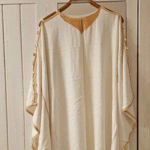 Kaftan - Kaftan i egyptisk bomull, aldrig använd, mycket snygg och sval på sommaren.  One size.