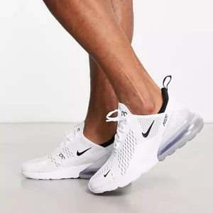 270s - Nu säljer jag mina 270s då den inte kommer till användning. Skriv gärna för egna bilder 