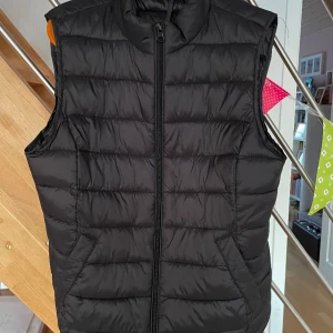 Väst i storlek XS - I mycket fint skick 